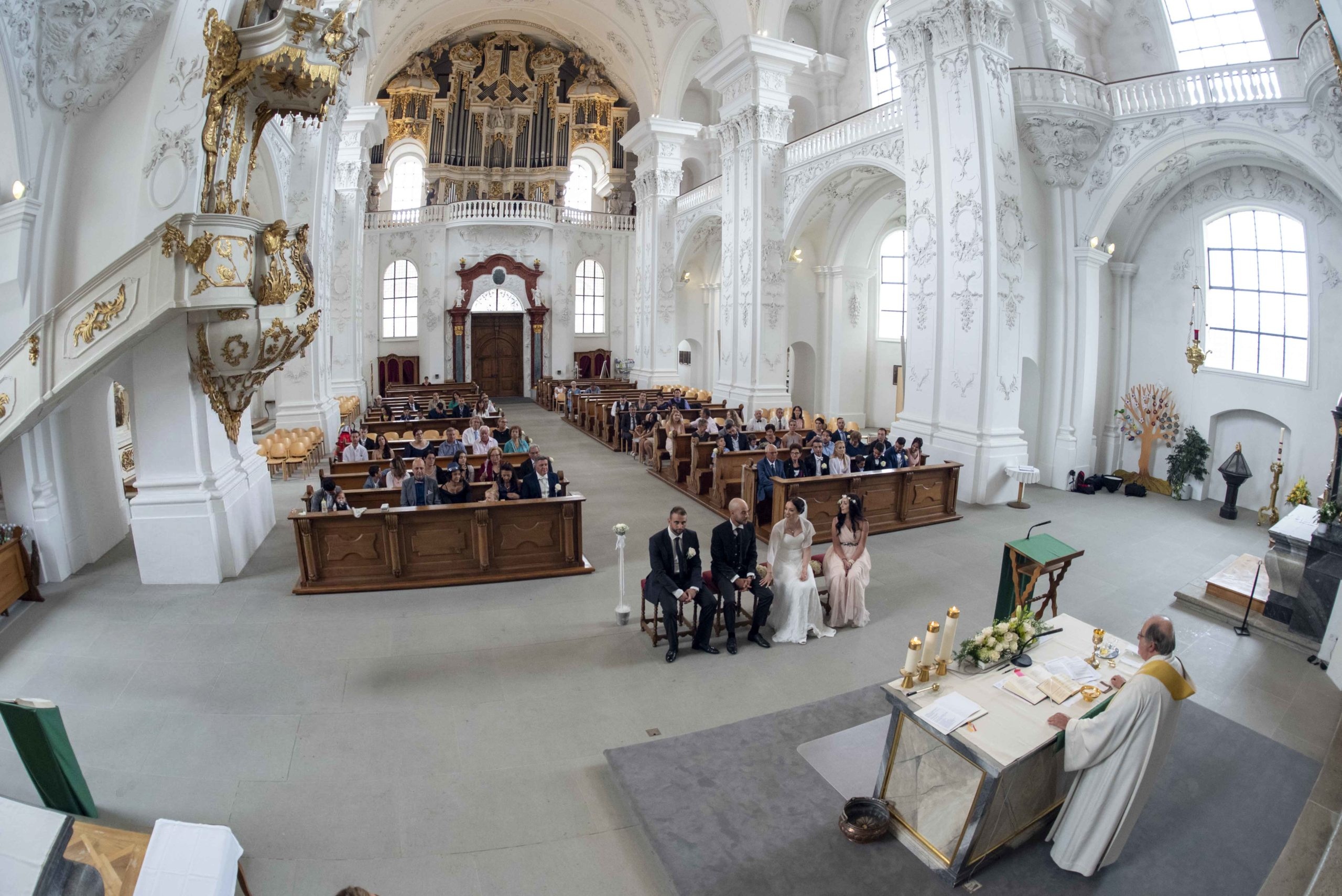 Reportage matrimonio Cattedrale St Urban in Svizzera - Foto Aiello