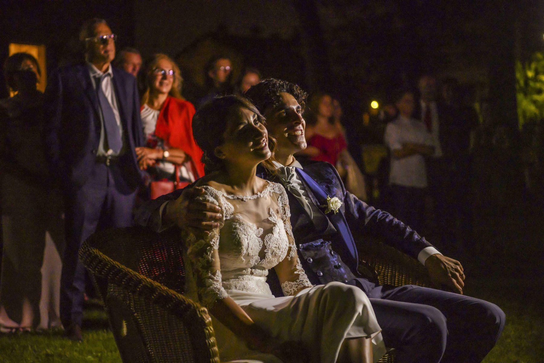 Sposi festa notturna sguardi complici Villa Gaia Gandini